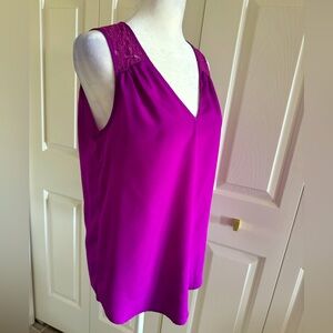 Daniel Rainn Keyhole Back Top